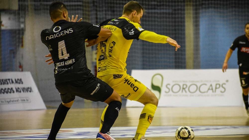 Jaraguá encara Magnus fora de casa pela LNF nesta segunda-feira