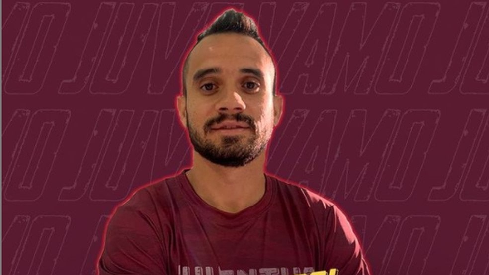 Juventus anuncia contratação de novo atacante