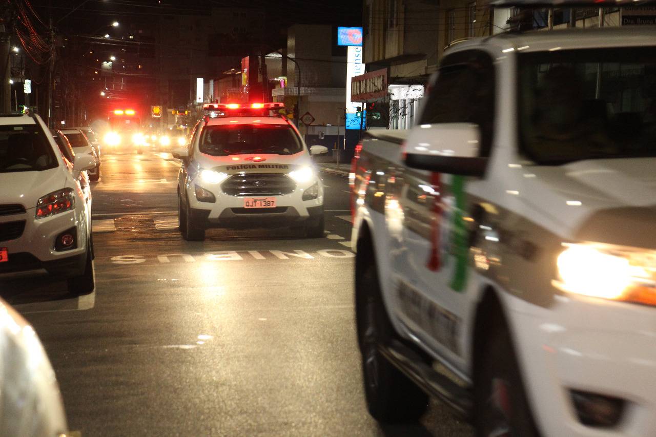 Homem é preso por maus tratos contra cachorro em Jaraguá do Sul