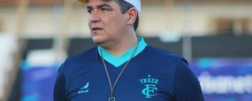 Após demissão de Pingo, Juventus anuncia novo técnico Após demissão de Pingo, Juventus anuncia novo técnico