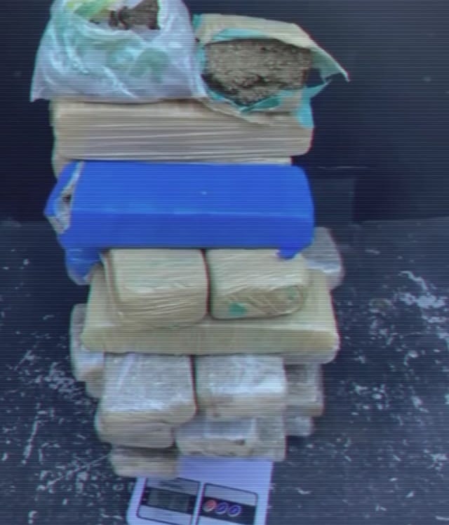 PM apreende cerca de nove quilos de maconha em Jaraguá do Sul