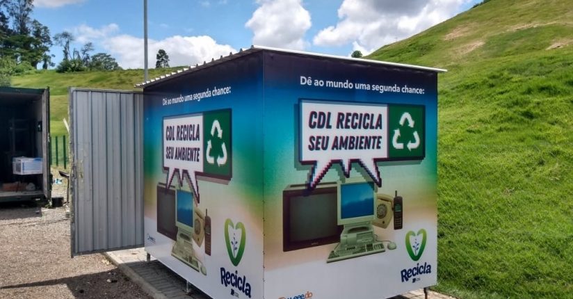 Meta do CDL Recicla Jaraguá é recolher 35 toneladas de resíduos eletrônicos no ano Meta do CDL Recicla Jaraguá é recolher 35 toneladas de resíduos eletrônicos no ano