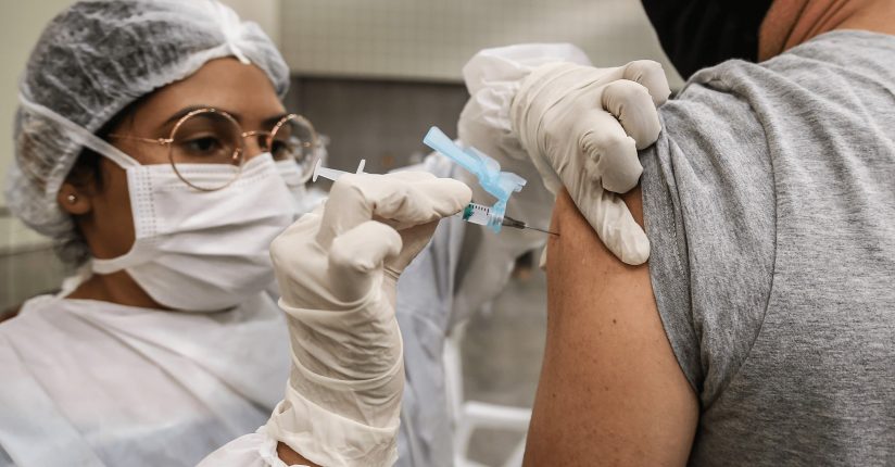 Liberada dose de reforço contra covid-19 para quem tomou vacina Janssen em Jaraguá