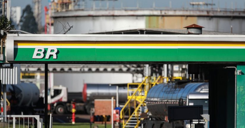 Não há nenhuma decisão tomada sobre novos reajustes nos preços de combustíveis, diz Petrobras