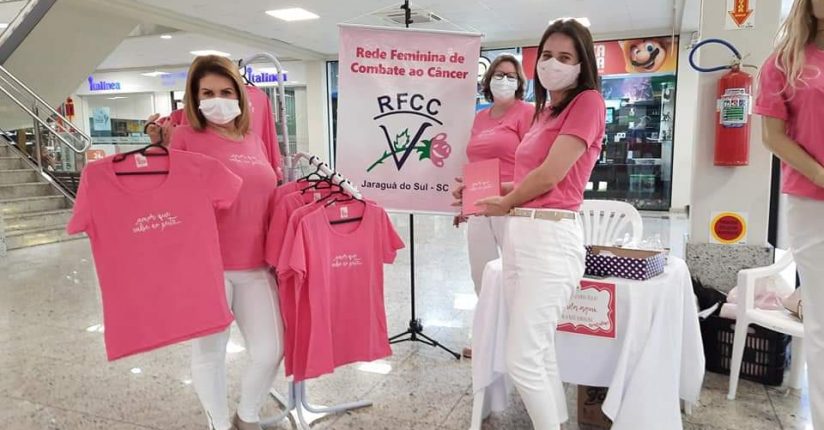 Produtos da campanha Outubro Rosa da Rede Feminina estão à venda no Giassi Produtos da campanha Outubro Rosa da Rede Feminina estão à venda no Giassi