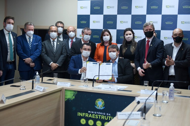 Acordo viabiliza R$ 465 milhões às rodovias federais de Santa Catarina