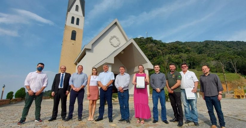 Municípios aderem ao Pacto de Desenvolvimento e Inovação do Vale Municípios aderem ao Pacto de Desenvolvimento e Inovação do Vale
