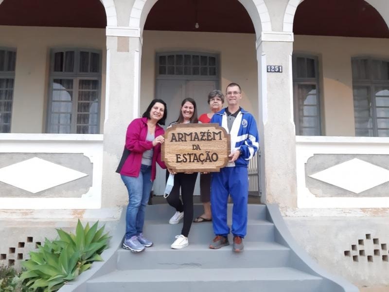 Produtores artesanais do bairro Nereu Ramos criam o Armazém da Estação