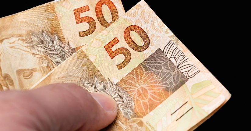 Homem é preso por repassar nota falsa de R$ 50 em estabelecimento comercial de Jaraguá Homem é preso por repassar nota falsa de R$ 50 em estabelecimento comercial de Jaraguá