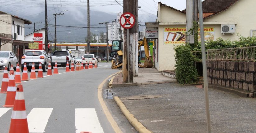 Rua Walter Marquardt em Jaraguá está parcialmente interditada nesta segunda Rua Walter Marquardt em Jaraguá está parcialmente interditada nesta segunda