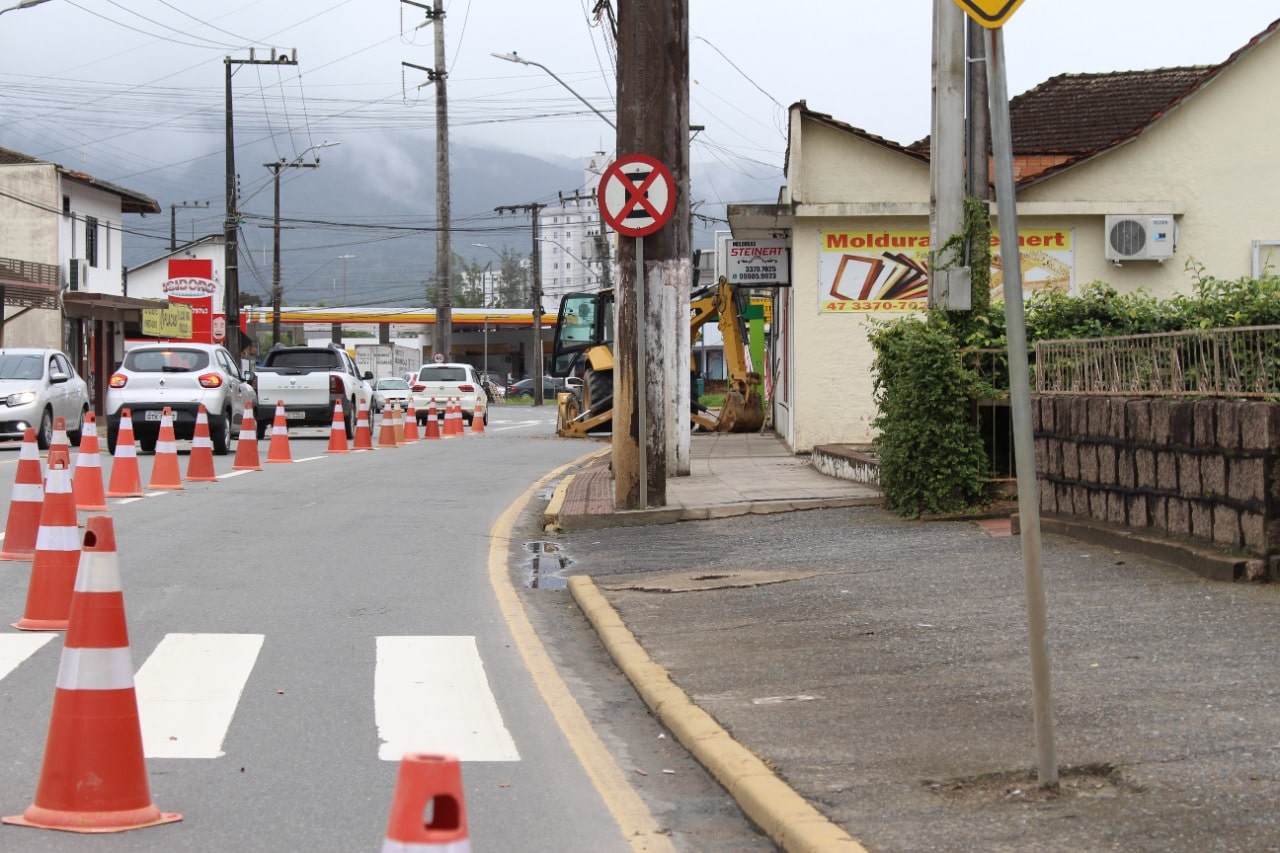 Rua Walter Marquardt em Jaraguá está parcialmente interditada nesta segunda