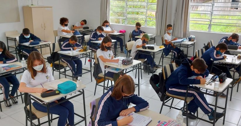 Educação define calendário de matrículas e rematrículas para 2022 em Jaraguá Educação define calendário de matrículas e rematrículas para 2022 em Jaraguá