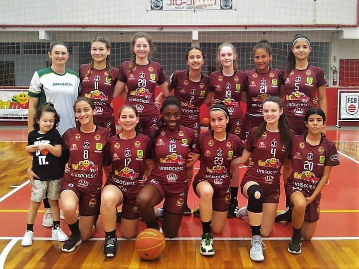 Basquete sub-15 feminino de Jaraguá é classificado para etapa estadual
