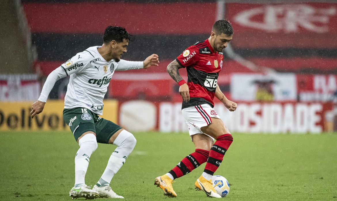 Palmeiras e Flamengo fazem neste sábado final da Libertadores no Uruguai