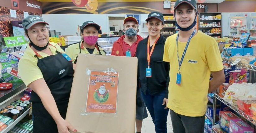 Clube do Flashback Jaraguá, Flujalokos e Mãos Solidárias lançam campanha Natal Solidário Clube do Flashback Jaraguá, Flujalokos e Mãos Solidárias lançam campanha Natal Solidário