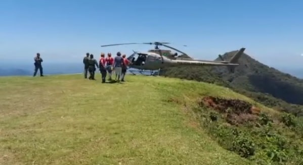 Bombeiros Voluntários de Jaraguá do Sul atendem dois acidentes envolvendo paraquedistas no fim de semana Bombeiros Voluntários de Jaraguá do Sul atendem dois acidentes envolvendo paraquedistas no fim de semana