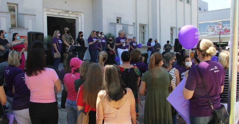 Manifestação marca o encerramento da Semana da não violência contra a mulher em Jaraguá do Sul