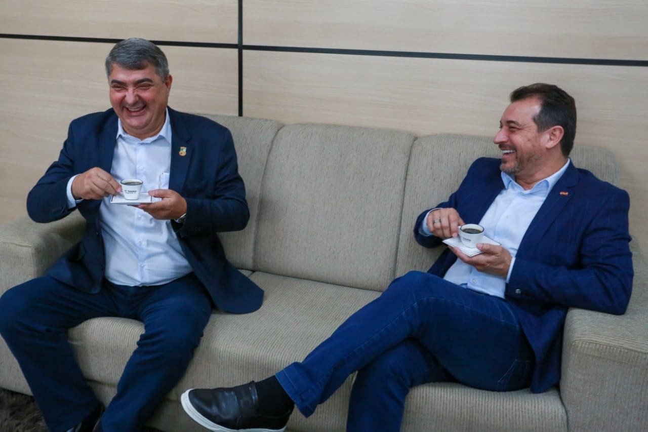 Governador faz primeira visita ao gabinete de Antídio Lunelli