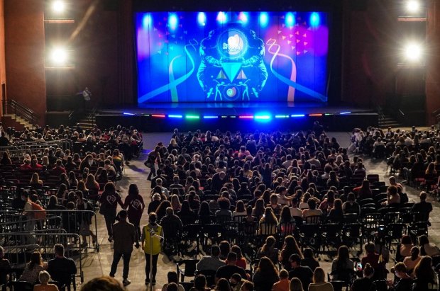 A partir de hoje, menores de idade estão permitidos em eventos de grande porte em SC A partir de hoje, menores de idade estão permitidos em eventos de grande porte em SC