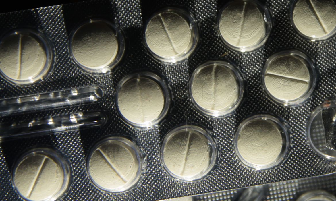 Iniciativa para conscientização da automedicação com antibióticos começa hoje