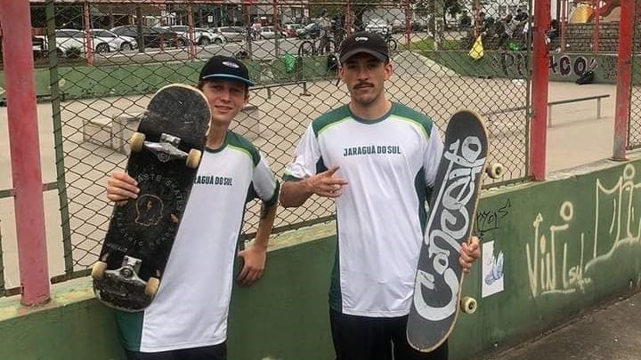 Dois jaraguaenses disputam Campeonato Brasileiro de skate na Bahia