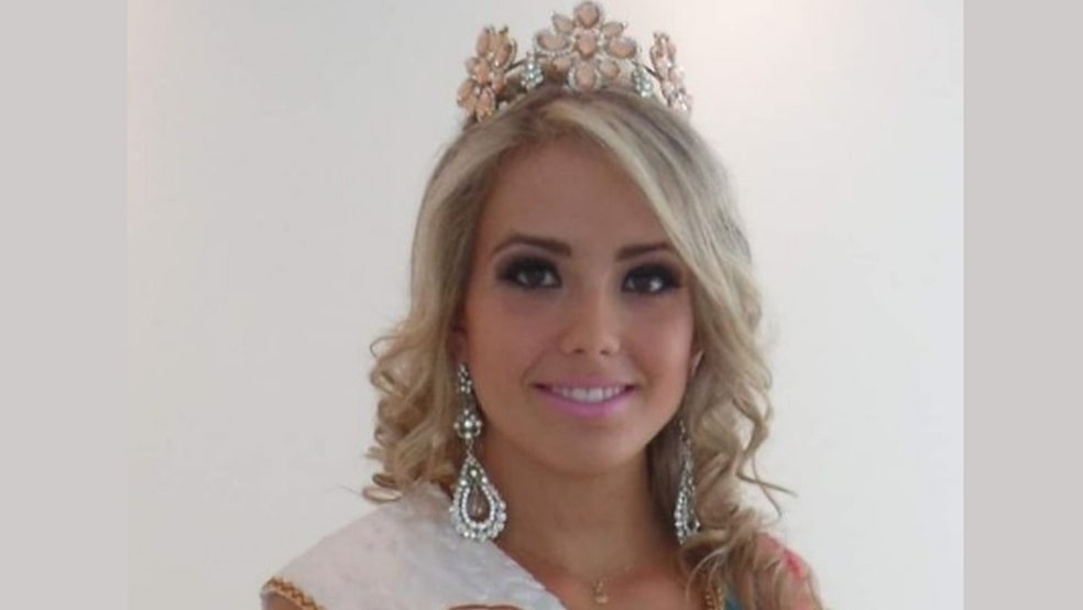 Médica e ex-princesa da festa do Pinhão morre aos 30 anos após AVC
