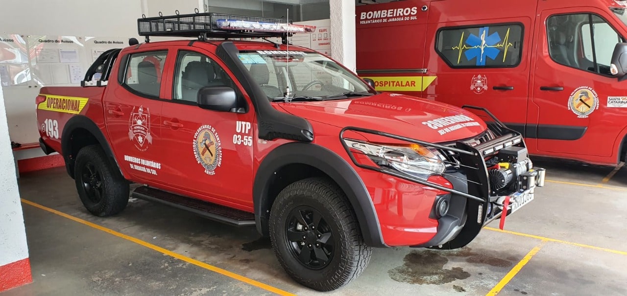 Bombeiros Voluntários de Jaraguá estreiam seu novo veículo de resgate