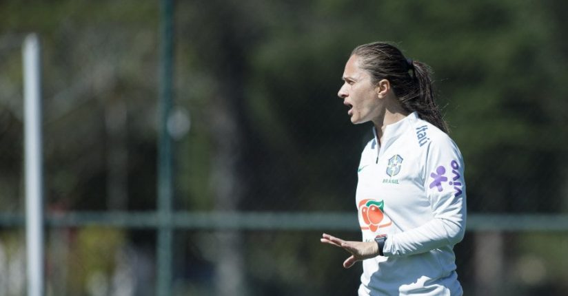 Seleção brasileira feminina sub-17 é convocada por Simone Jatobá Seleção brasileira feminina sub-17 é convocada por Simone Jatobá
