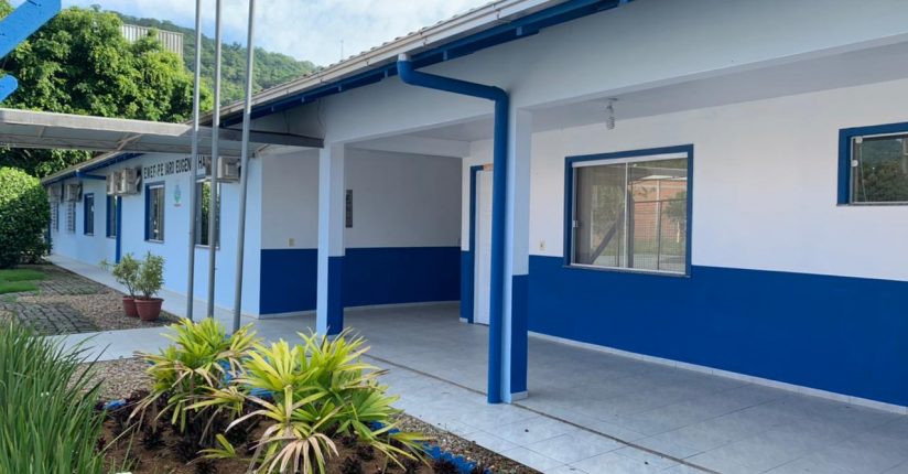 Secretaria de Educação realiza melhorias nas unidades escolares durante período de recesso em Guaramirim Secretaria de Educação realiza melhorias nas unidades escolares durante período de recesso em Guaramirim