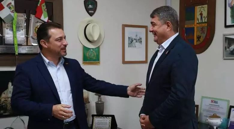 Carlos Moisés quer Antídio Lunelli como vice na campanha pela reeleição