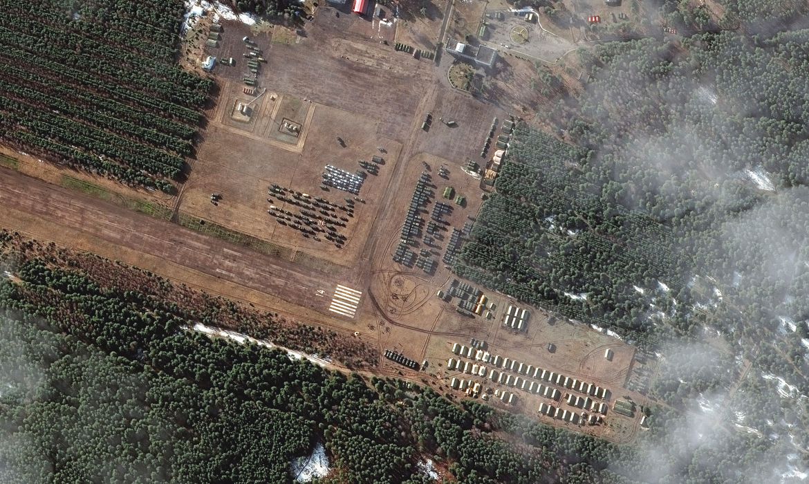 Bielorrússia diz que está pronta para negociações entre Moscou e Kiev