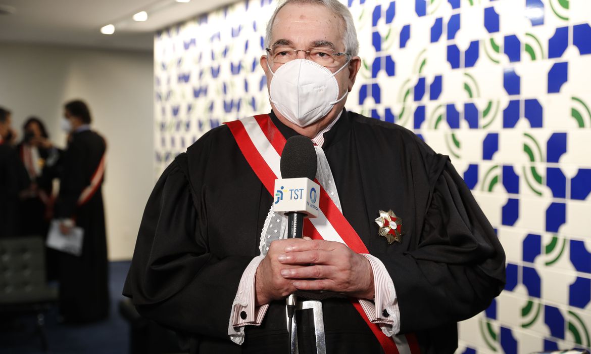 Novo presidente do Tribunal Superior do Trabalho toma posse