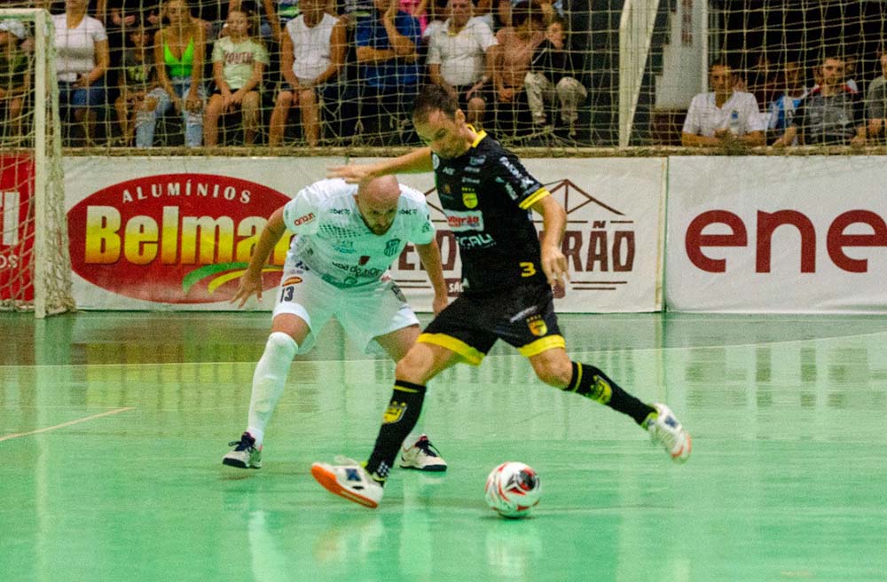 Jaraguá Futsal vence primeiro jogo da Recopa contra São Lourenço