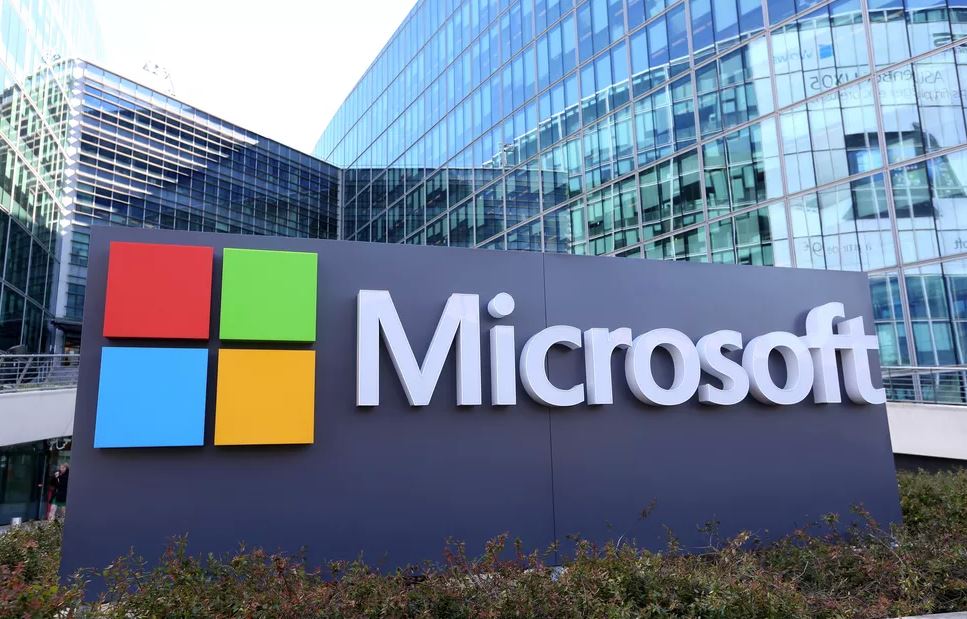Microsoft tem contas invadidas e parte do código fonte da empresa é acessado