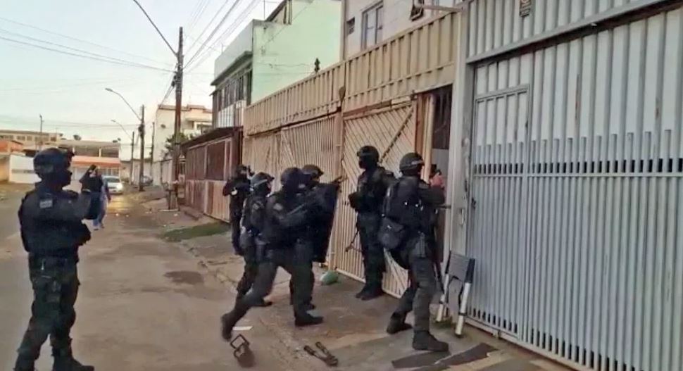 Operação Mercado de Ilusões da Polícia Civil e do MPRJ cumpre mandados em Santa Catarina