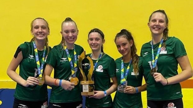 Seleção Catarinense com cinco jaraguaenses vence Brasileiro sub-17 de voleibol