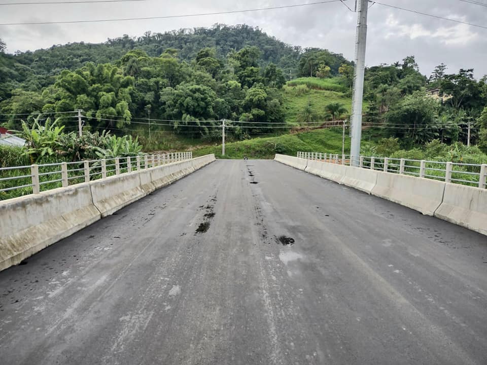 Nova ponte na Barra do Rio Cerro prestes a ser liberada em Jaraguá