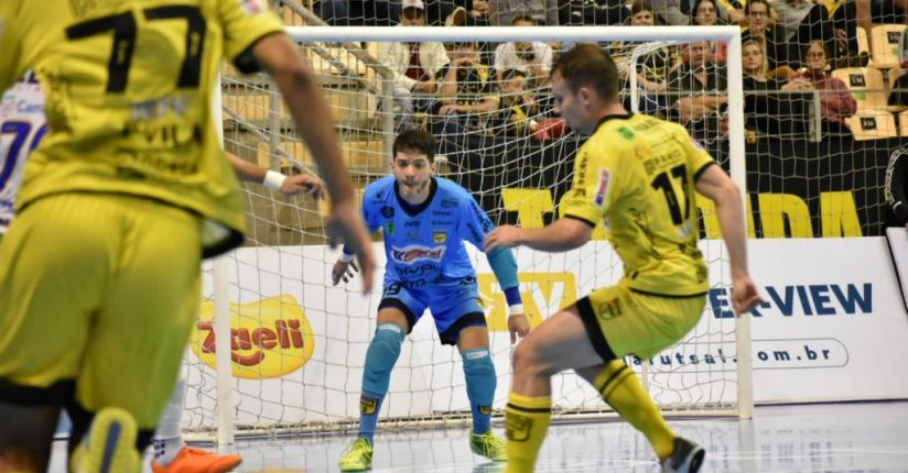 Jaraguá Futsal vence Umuarama em casa pela LNF Jaraguá Futsal vence Umuarama em casa pela LNF