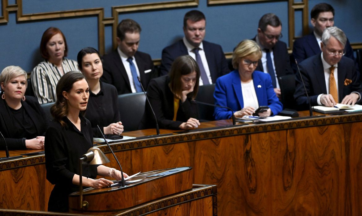 Parlamento da Finlândia aprova candidatura para aderir à Otan