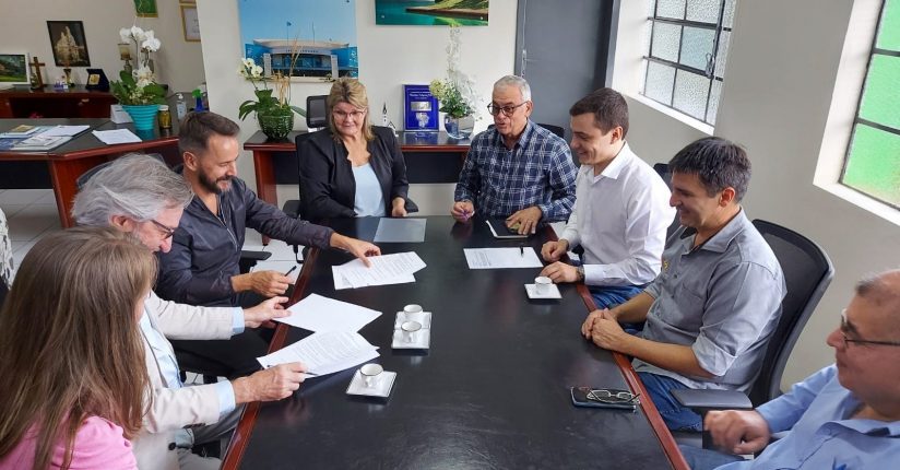 Jaraguá do Sul e Scar firmam convênio para promover ainda mais a cultura Jaraguá do Sul e Scar firmam convênio para promover ainda mais a cultura