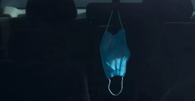 Uso de máscaras em Uber deixa de ser obrigatório em cidades onde não há exigência para transporte individual privado Uso de máscaras em Uber deixa de ser obrigatório em cidades onde não há exigência para transporte individual privado