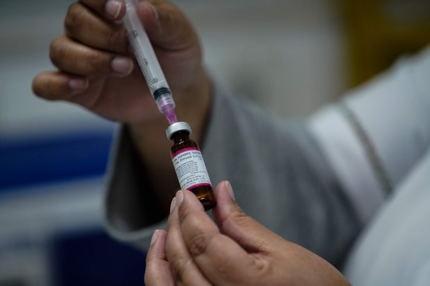 Secretaria de Saúde alerta para baixa procura das vacinas contra a gripe e sarampo em SC