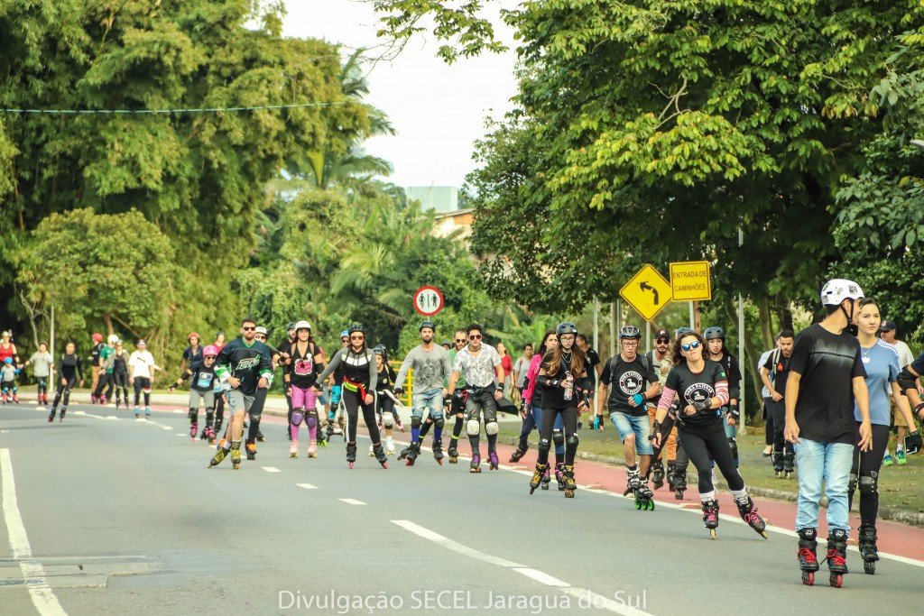 Mais de 150 patinadores participam do 1º Patina Jaraguá