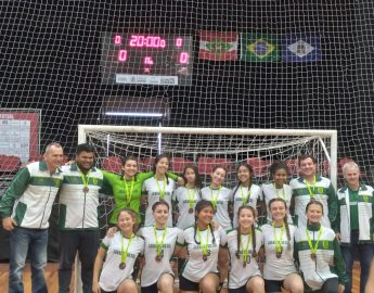 Equipe jaraguaense de handebol feminino se classifica para etapa estadual da Olesc
