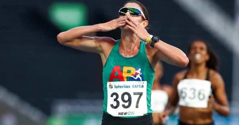 Simone Ponte Ferraz é bicampeã brasileira do 5.000m rasos Simone Ponte Ferraz é bicampeã brasileira do 5.000m rasos
