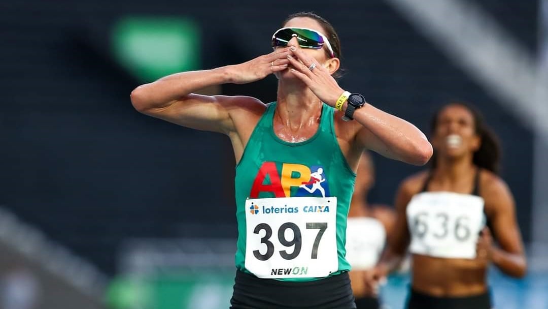 Simone Ponte Ferraz é bicampeã brasileira do 5.000m rasos