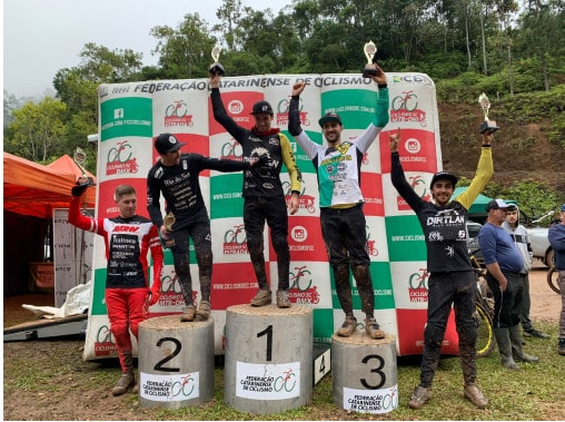 Jaraguaenses são destaques na 3ª etapa do Catarinense de Downhill Jaraguaenses são destaques na 3ª etapa do Catarinense de Downhill