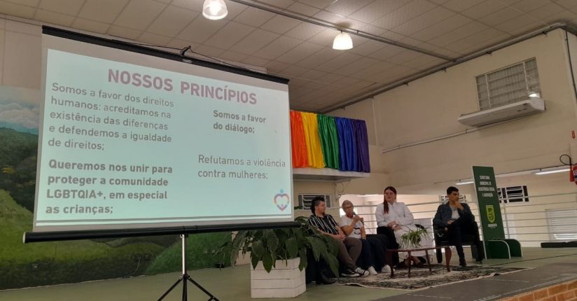 Centro de Convivência de Jaraguá foi local de bate-papo sobre inclusão