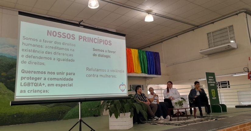 Centro de Convivência de Jaraguá foi local de bate-papo sobre inclusão Centro de Convivência de Jaraguá foi local de bate-papo sobre inclusão