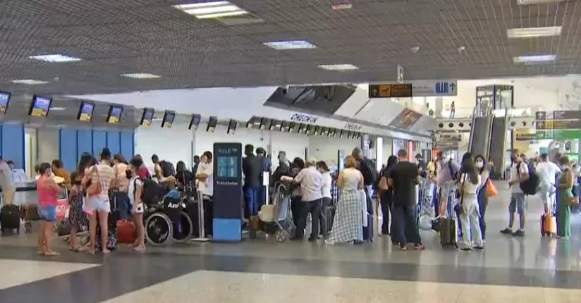 Em um ano preços das passagens aéreas sobem 70%, diz Anac Em um ano preços das passagens aéreas sobem 70%, diz Anac